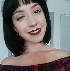 Meet your Posher, Victoria